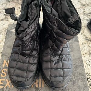 Mens North Face Winter Boots